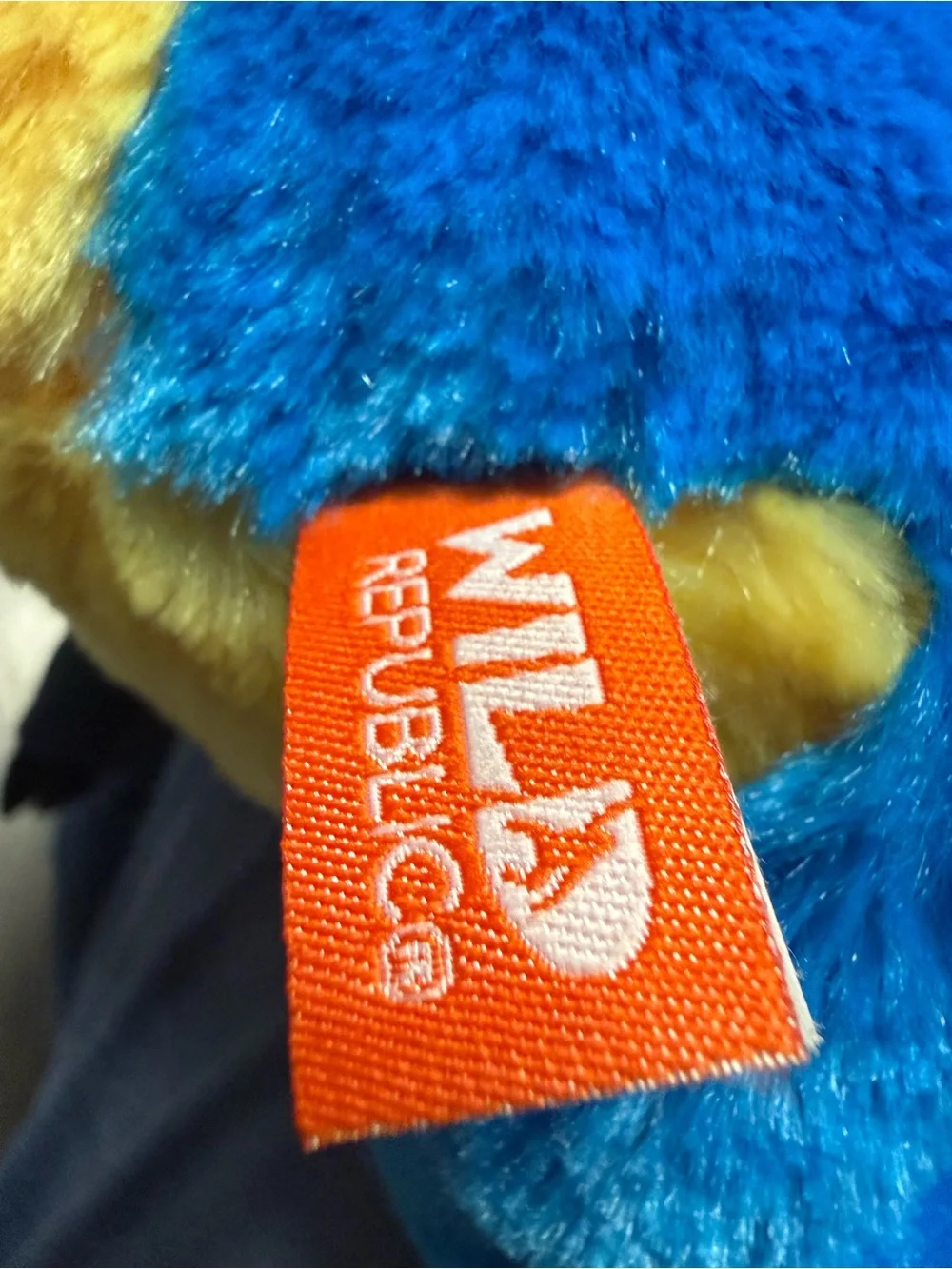 WILD REPUBLIC PARROT  new plush